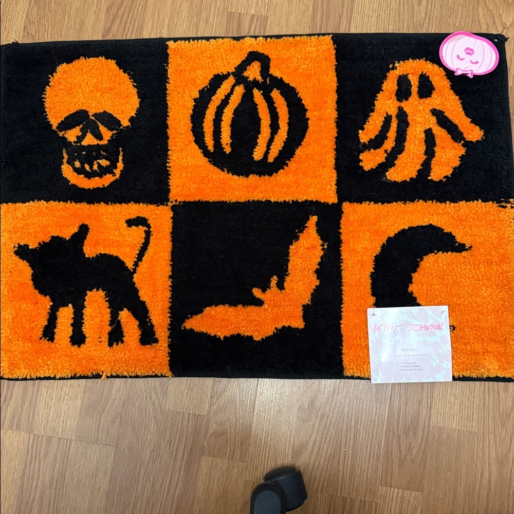 Betsey Johnson Halloween Halloween Seasonal Decor Bath Rug 20 x 30 In NWT